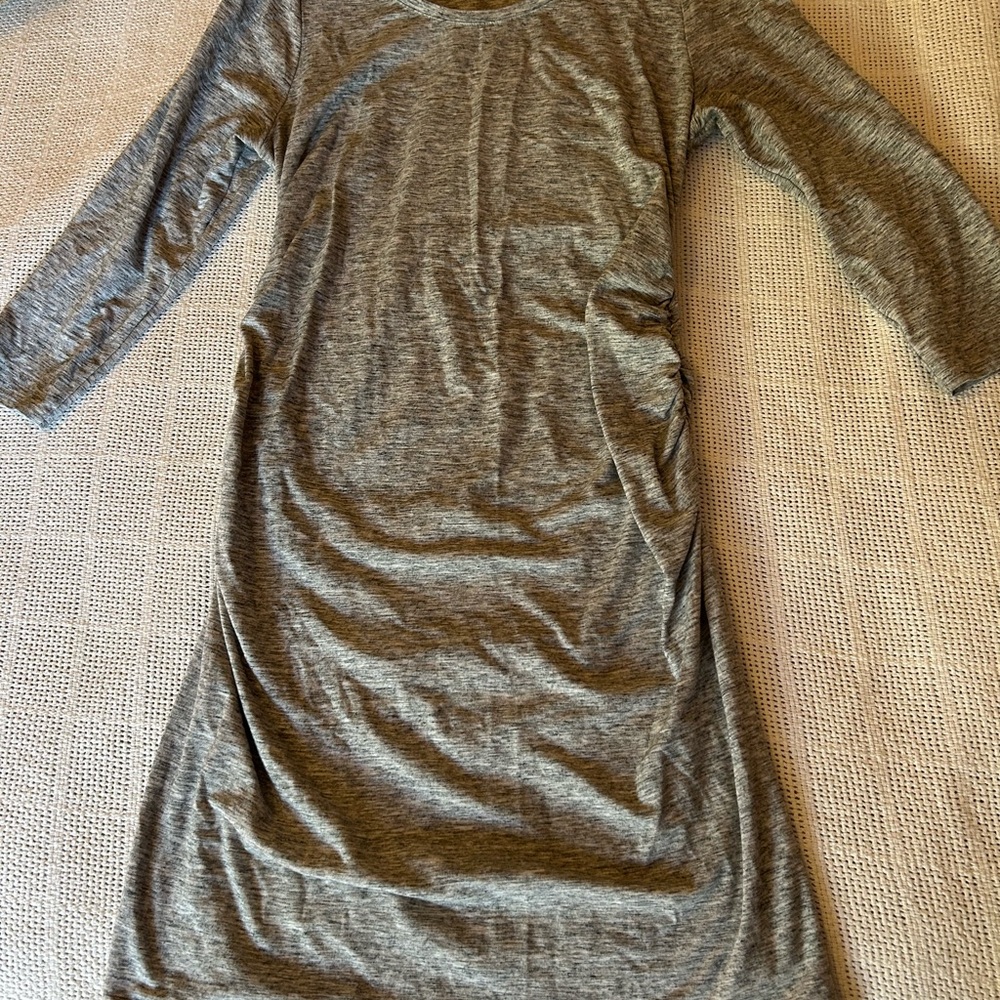 Liz Lange Gray Ruched Long Sleeve Sheath maternity Dress
